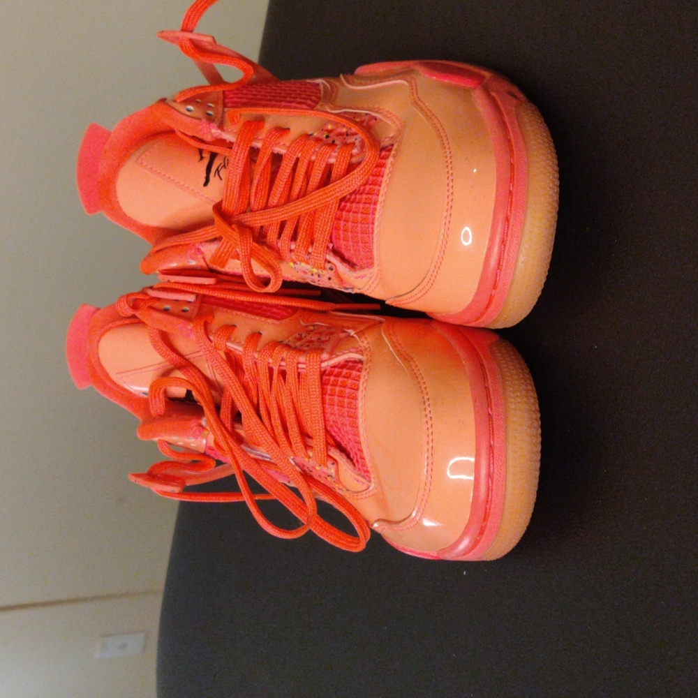 Punch pink retro air Jordan flight